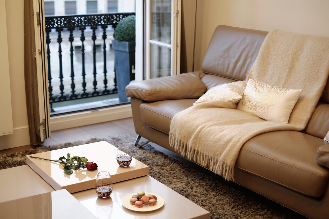 Two Bedroom Luxury Apartment - Balcony With View Of Notre Dame Paris Exterior foto