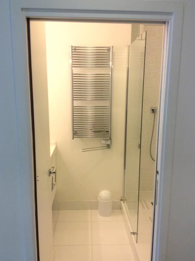 Two Bedroom Luxury Apartment - Balcony With View Of Notre Dame Paris Exterior foto